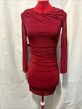 Elegant Red Long-Sleeve Ruched Bodycon Dress